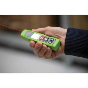 Elma Laser 1 liten avstandsmåler med bluetooth og laser ved bruk