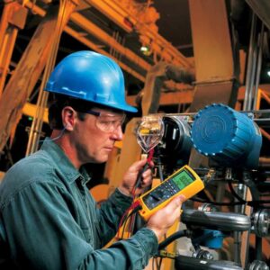 Fluke 789 ProsessMeter multimeter i bruk